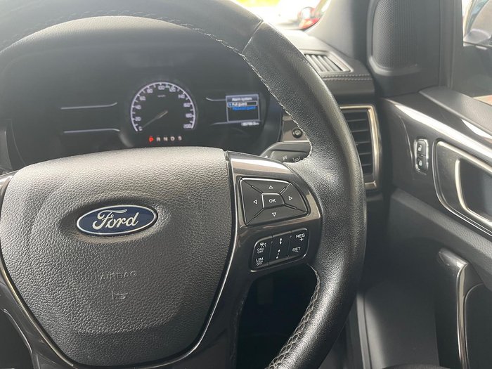 2020 Ford Everest Titanium