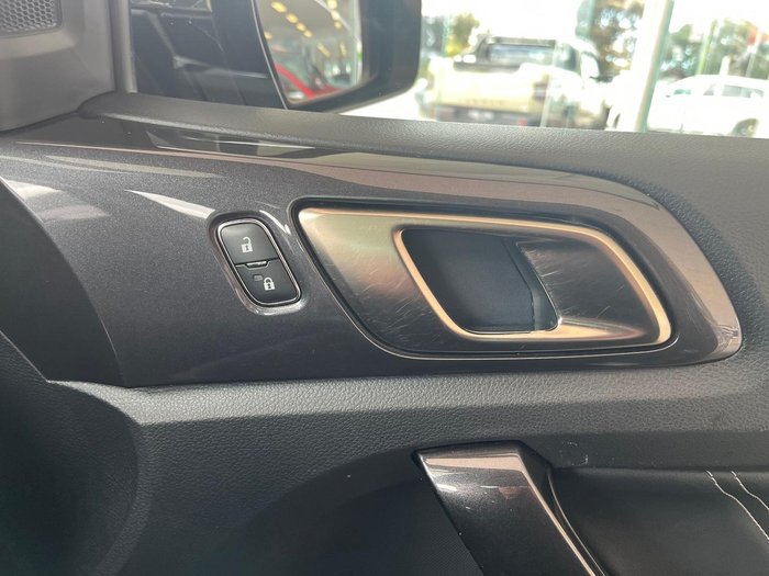 2020 Ford Everest Titanium