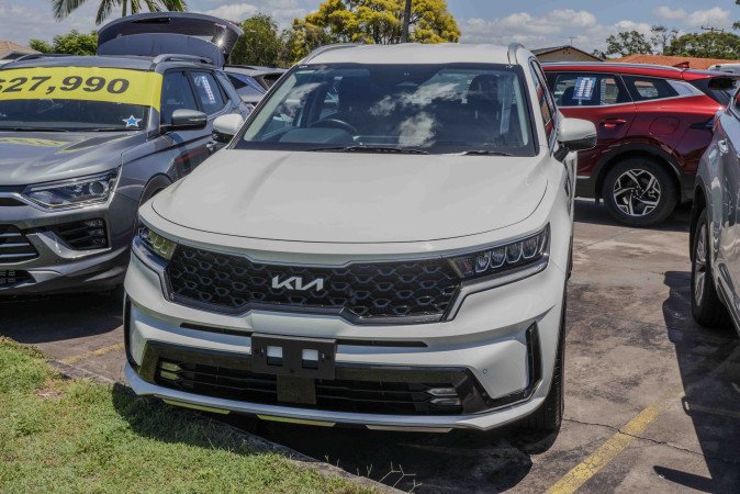 2023 KIA SORENTO