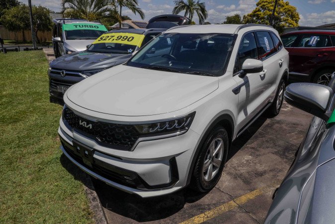 2023 KIA SORENTO S 7 SEAT