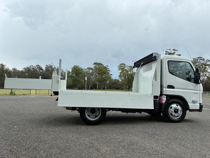 2024 Fuso Canter 615 Tipper White