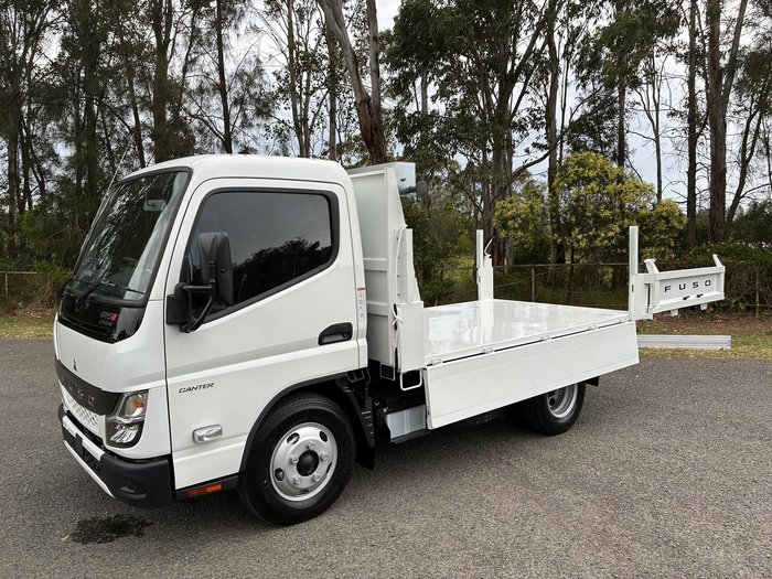 2024 Fuso Canter 615 Tipper White