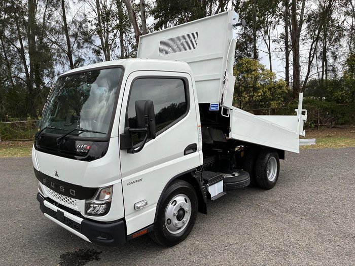 2024 Fuso Canter 615 Tipper White
