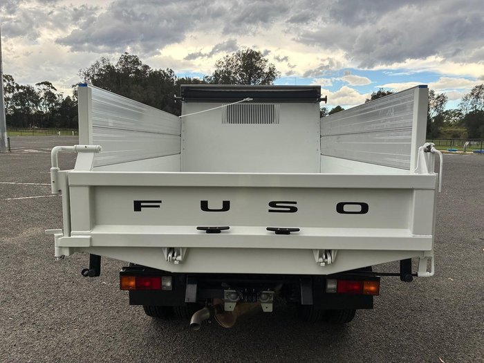 2024 Fuso Canter 615 Tipper White