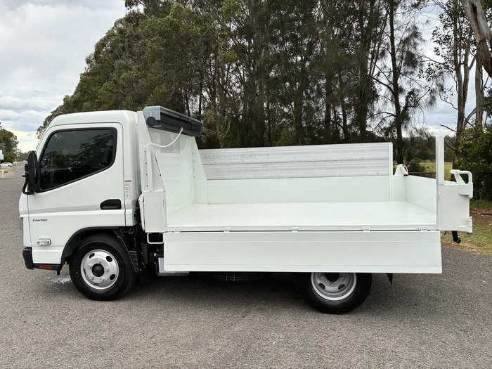 2024 Fuso Canter 615 Tipper White