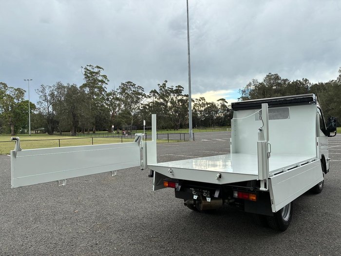 2024 Fuso Canter 615 Tipper White