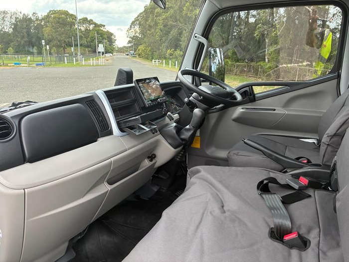 2024 Fuso Canter 615 Tipper White