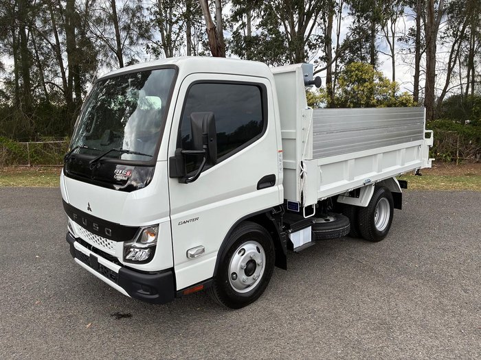 2024 Fuso Canter 615 Tipper White