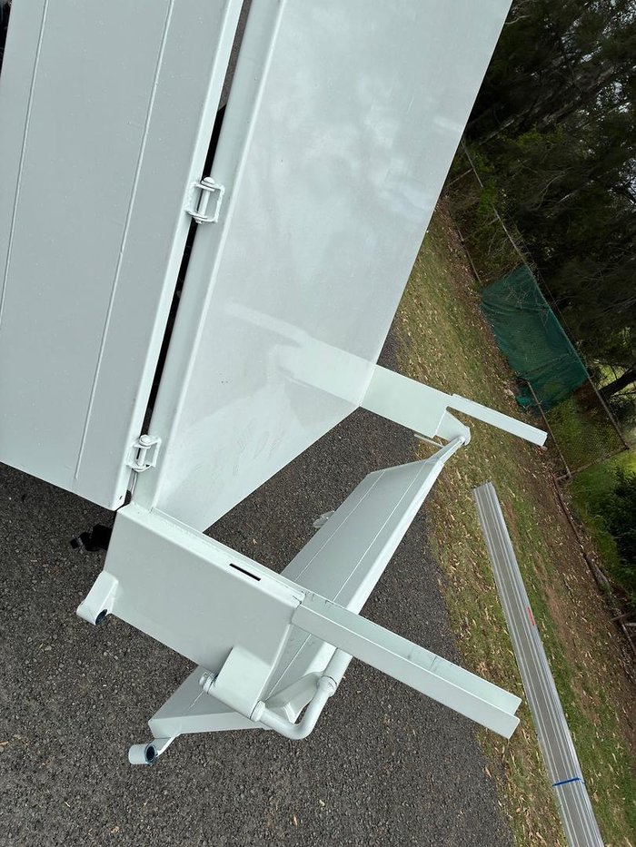 2024 Fuso Canter 615 Tipper White