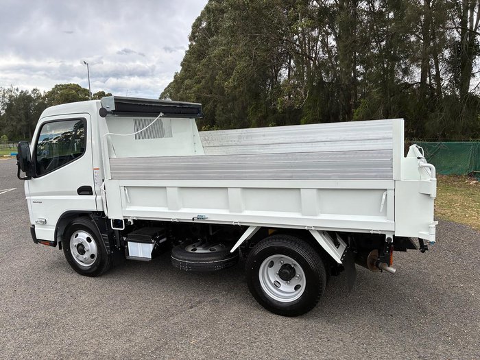 2024 Fuso Canter 615 Tipper White