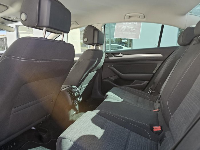 2021 Volkswagen Passat 140TSI Business