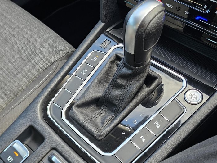 2021 Volkswagen Passat 140TSI Business