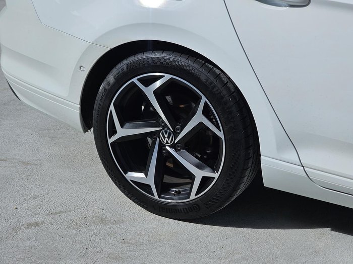 2021 Volkswagen Passat 140TSI Business