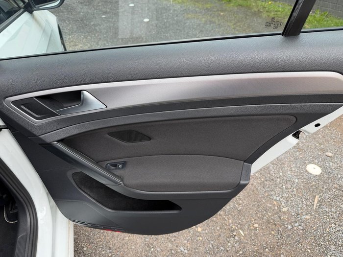 2017 Volkswagen Golf 110TSI Trendline 7.5 MY17 Pure White