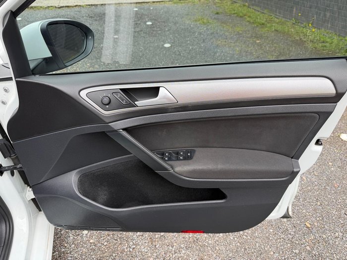 2017 Volkswagen Golf 110TSI Trendline 7.5 MY17 Pure White