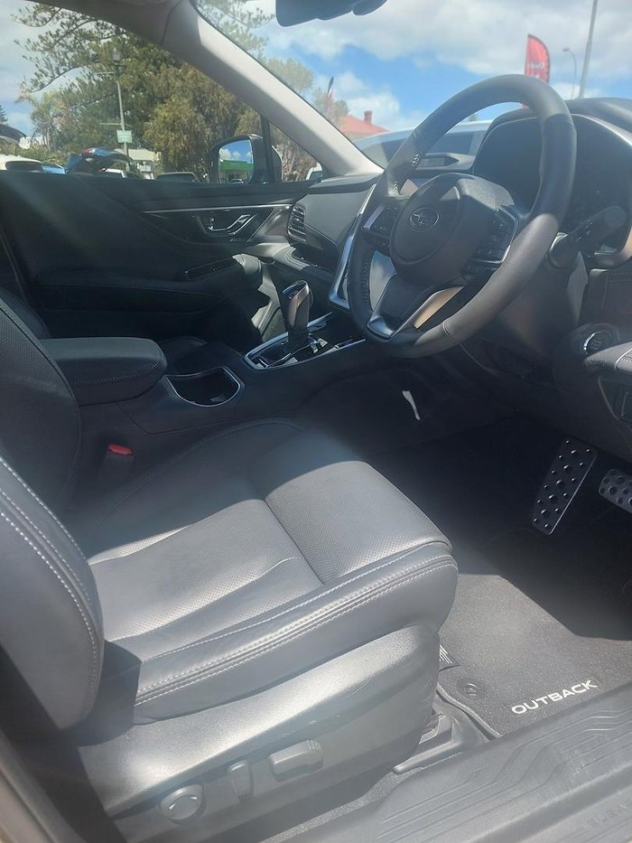 2024 Subaru Outback AWD Touring