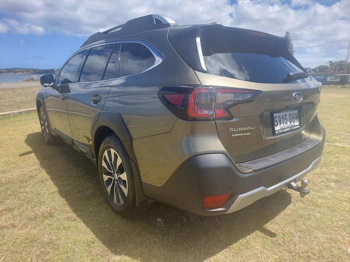 2024 Subaru Outback AWD Touring