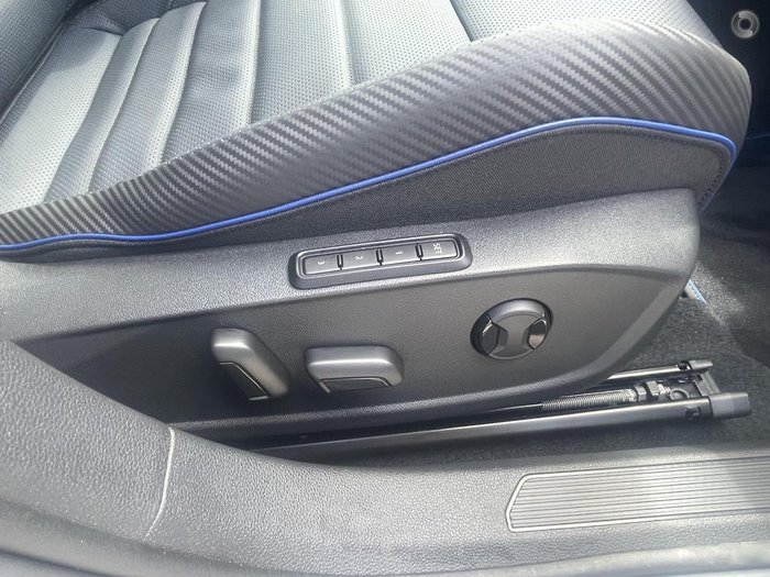 2025 Volkswagen Golf R