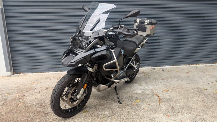 2017 BMW Motorrad R1200 GS ADVENTURE Black