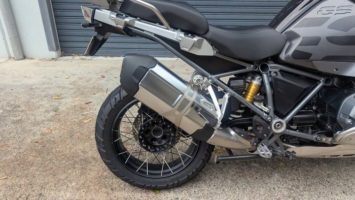 2017 BMW Motorrad R1200 GS ADVENTURE Black