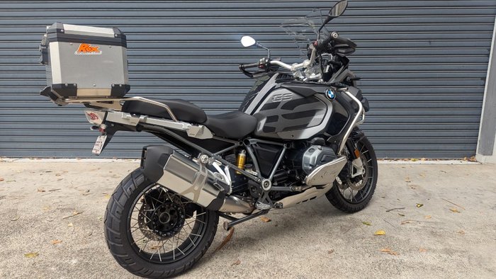 2017 BMW Motorrad R1200 GS ADVENTURE Black