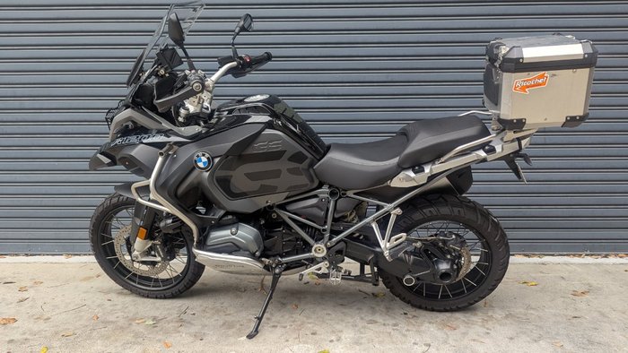 2017 BMW Motorrad R1200 GS ADVENTURE Black