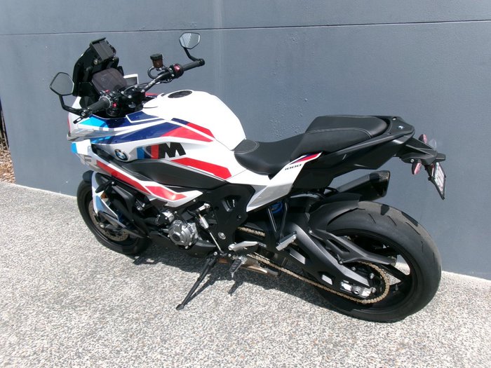 2025 BMW Motorrad M 1000 XR LIGHTWHITE UNI/M MOTORSPORT