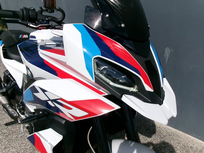 2025 BMW Motorrad M 1000 XR LIGHTWHITE UNI/M MOTORSPORT
