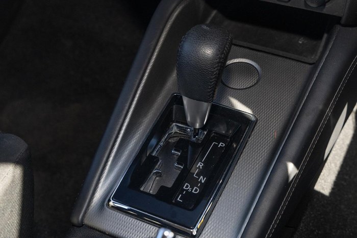 2022 Mitsubishi ASX ES