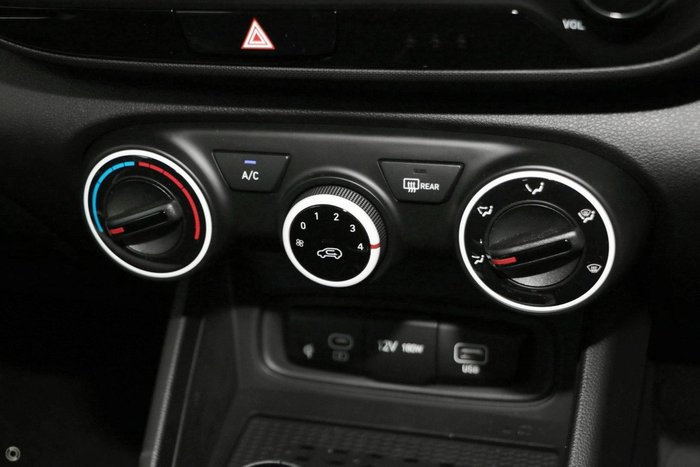 2025 Hyundai Venue Active