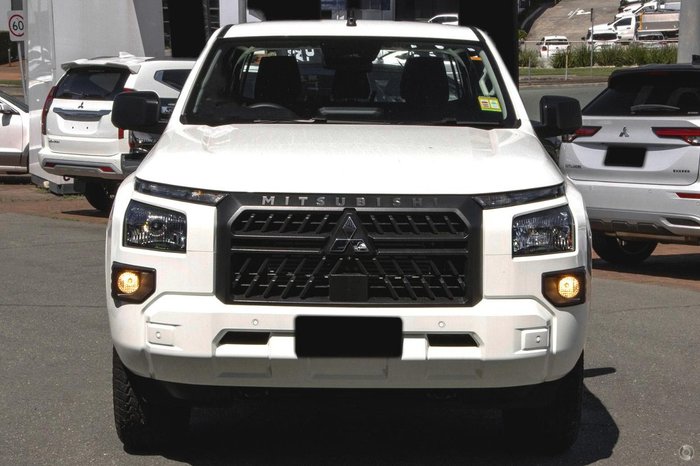 2025 Mitsubishi Triton GLX