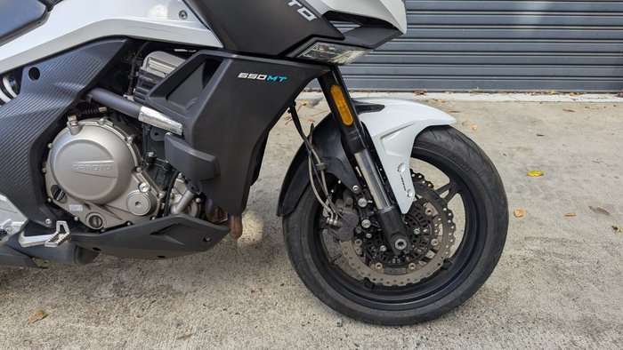 2017 CFMOTO 650MT White