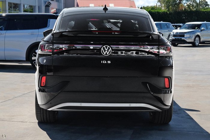 2025 Volkswagen ID.5 Pro