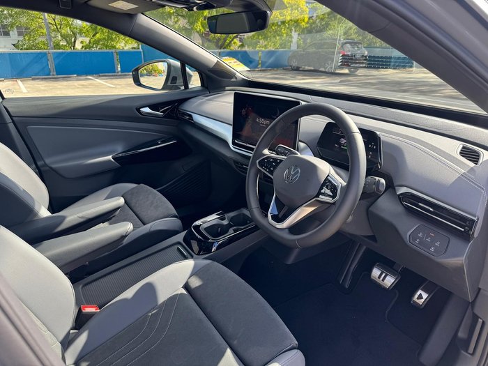 2025 Volkswagen ID.5 Pro