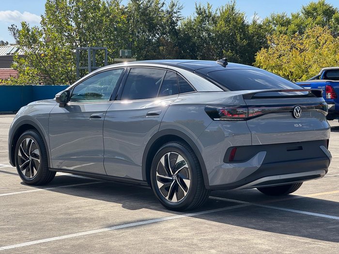 2025 Volkswagen ID.5 Pro