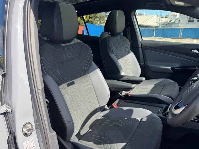 2025 Volkswagen ID.5 Pro