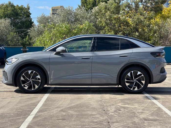 2025 Volkswagen ID.5 Pro