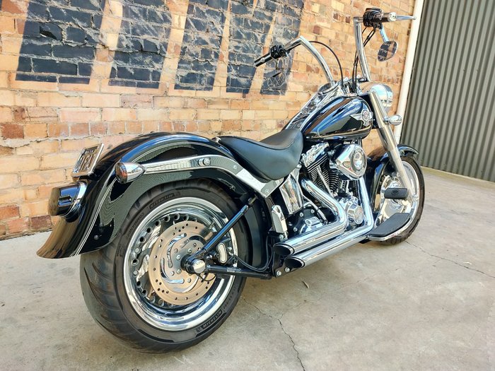 2011 HARLEY-DAVIDSON FAT BOY 103 (FLSTF) ROAD BLACK