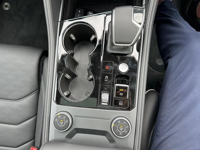 2025 Volkswagen Touareg 210TDI Elegance