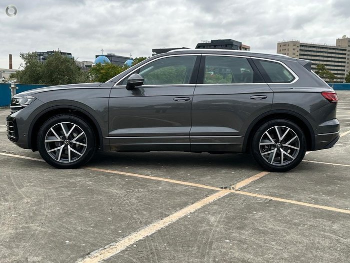 2025 Volkswagen Touareg 210TDI Elegance