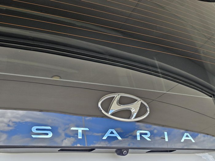 2023 Hyundai STARIA LOAD