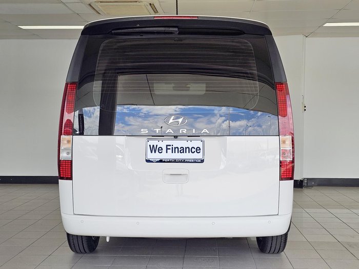 2023 Hyundai STARIA LOAD