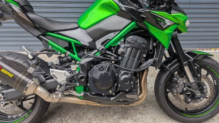 2021 Kawasaki Z900 (ZR900) Green