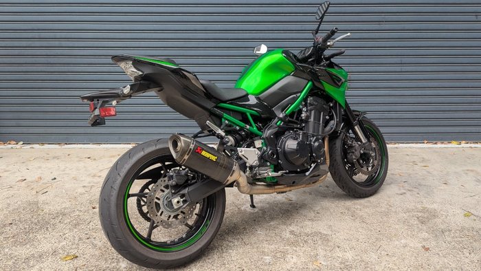 2021 Kawasaki Z900 (ZR900) Green