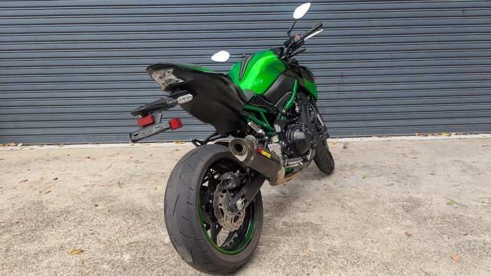2021 Kawasaki Z900 (ZR900) Green