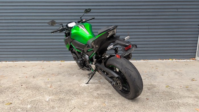 2021 Kawasaki Z900 (ZR900) Green