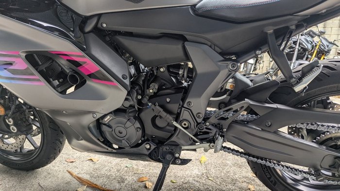 2024 Yamaha 2024 Yamaha 660cc YZF-R7LA Grey