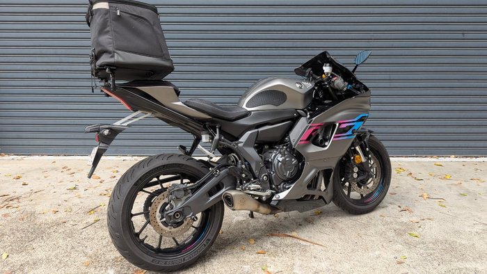 2024 Yamaha 2024 Yamaha 660cc YZF-R7LA Grey
