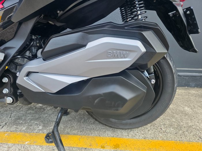 2023 BMW C 400 X BLACK