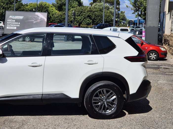 2023 Nissan X-TRAIL ST